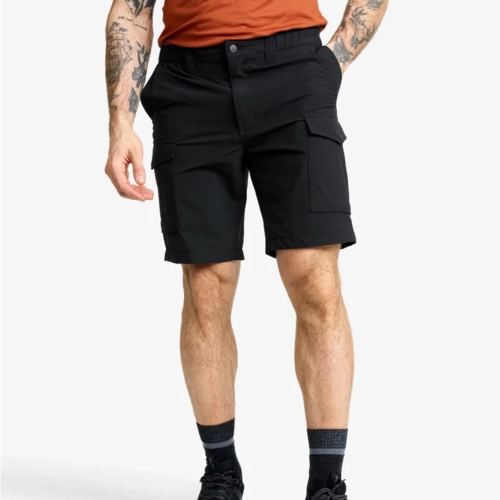 Men's Black Cargo Shorts -slim fit